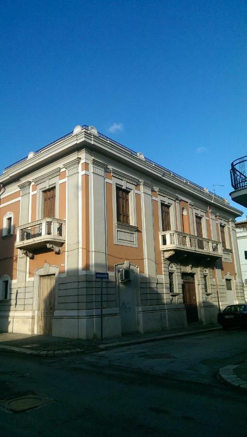 Palazzo Don Ruggiero Hotel San Ferdinando di Puglia Екстериор снимка