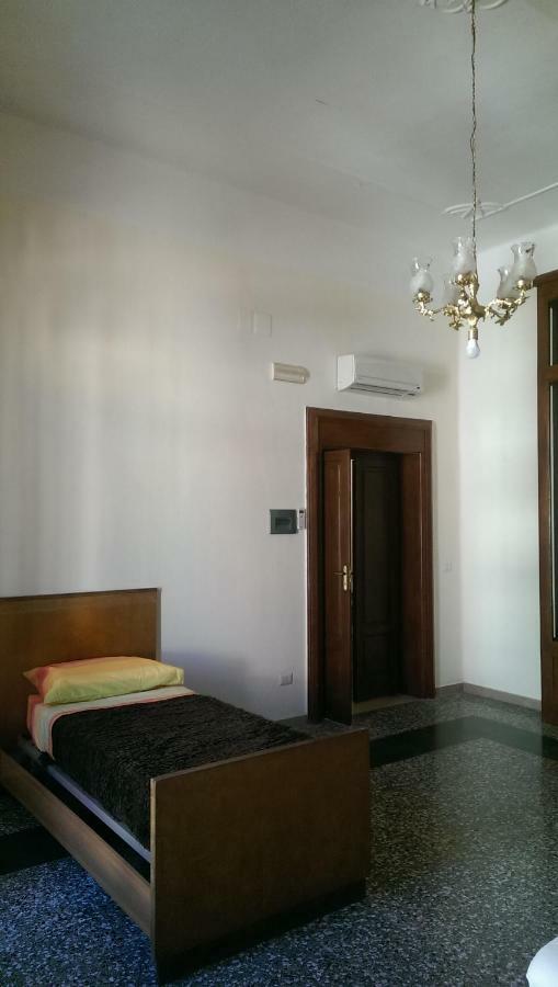 Palazzo Don Ruggiero Hotel San Ferdinando di Puglia Екстериор снимка
